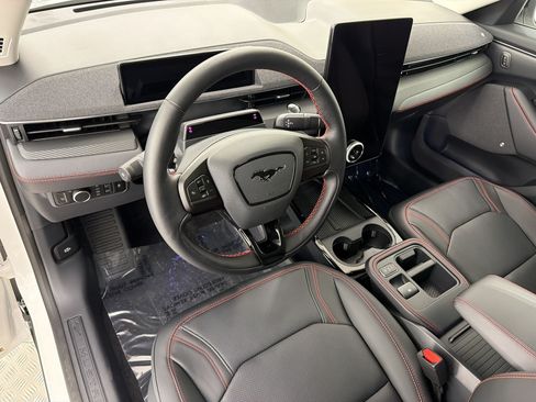 Used 2026 Ford Mustang Mach-E Premium AWD/4WD image 4