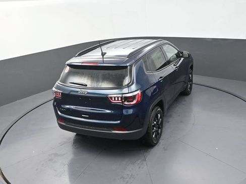 New 2026 Jeep Compass Latitude AWD/4WD image 17