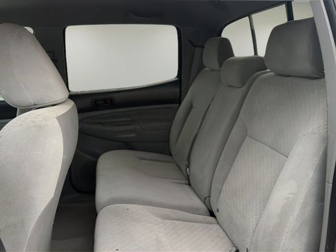 Used 2010 Toyota Tacoma w/ SR5 Package AWD/4WD image 13