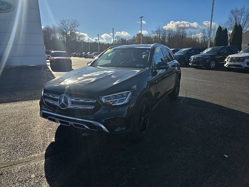 Used 2020 Mercedes-Benz GLC 300 4MATIC image 1