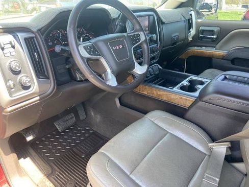 Used 2015 GMC Sierra 1500 SLT w/ SLT Crew Cab Value Package AWD/4WD image 6