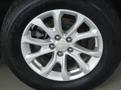 Used 2019 Chevrolet Equinox LS w/ LPO, Floor Liner Package image 35