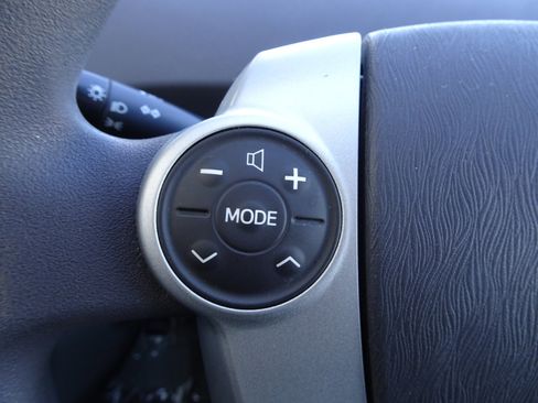 Used 2011 Toyota Prius Three image 19