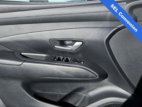 Used 2025 Hyundai Tucson SEL AWD/4WD image 30
