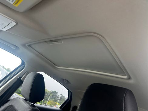 Used 2020 Ford EcoSport SE w/ SE Convenience Package image 8