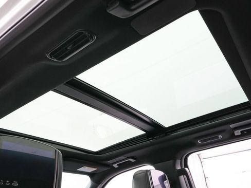 Certified 2023 Ford Expedition Max Platinum image 22