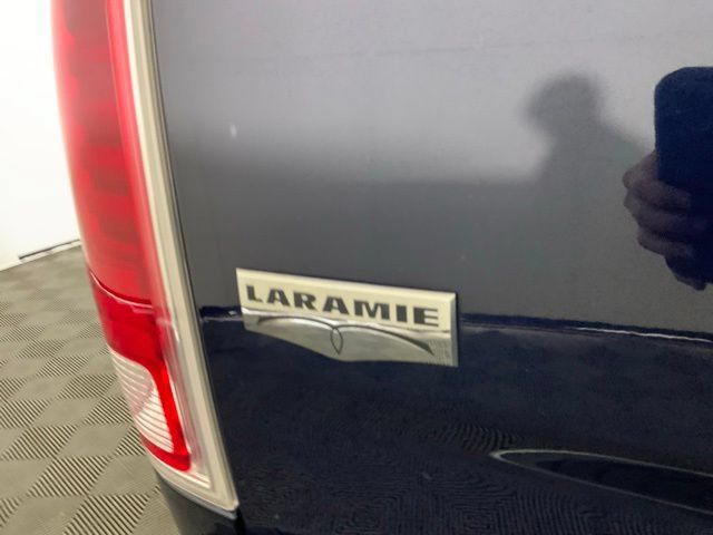 Used 2015 RAM 1500 Laramie w/ Convenience Group AWD/4WD image 17