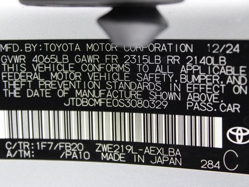 Used 2025 Toyota Corolla LE FWD image 36