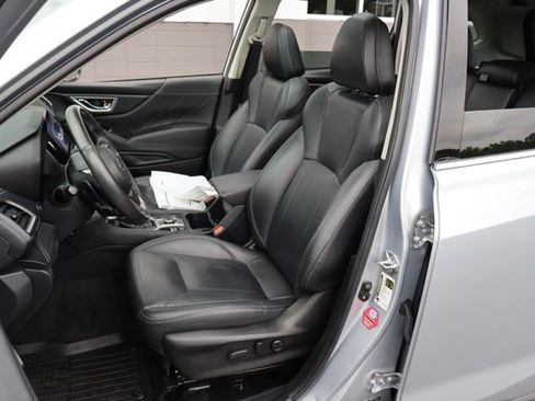 Used 2023 Subaru Forester Touring AWD/4WD image 19