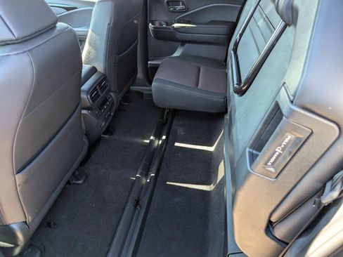 New 2026 Honda Ridgeline Black Edition image 16