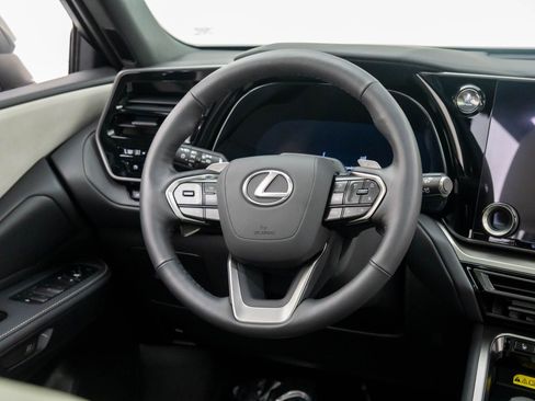 Used 2025 Lexus TX 350 AWD image 10