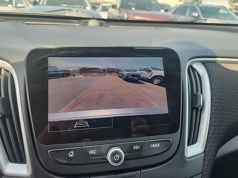Used 2024 Chevrolet Malibu LT FWD image 21