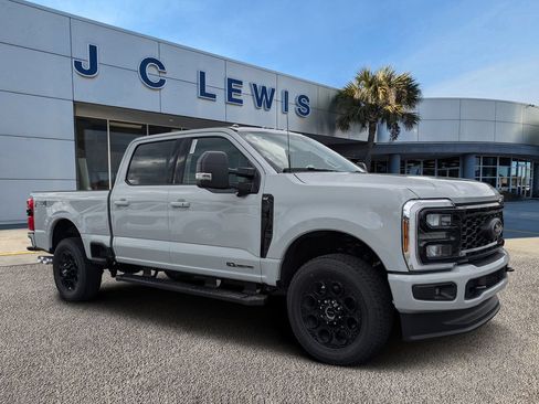 New 2026 Ford F350 XLT w/ XLT Premium Package AWD/4WD image 1