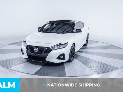 Used 2023 Nissan Maxima SR w/ Sport Mat Group FWD image 2