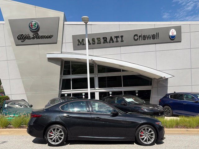 Used 2023 Alfa Romeo Giulia Sprint AWD/4WD image 4