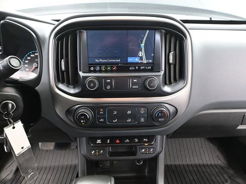 Used 2020 Chevrolet Colorado Z71 AWD/4WD image 32
