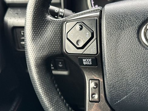 Used 2024 Toyota 4Runner TRD Off-Road Premium image 28