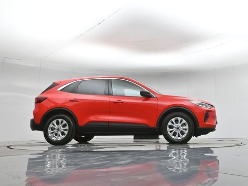 Certified 2024 Ford Escape Active FWD image 49