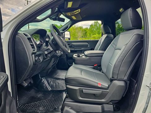 New 2026 RAM 3500 Tradesman AWD/4WD image 13