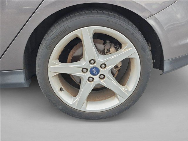 Used 2012 Ford Focus Titanium FWD image 18