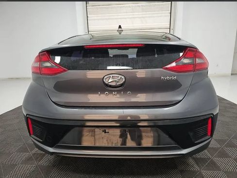 Used 2019 Hyundai Ioniq SEL FWD image 4
