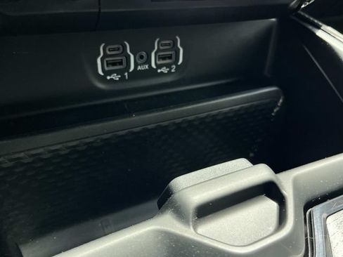 Used 2023 RAM 1500 Limited w/ Body Color Bumper Group AWD/4WD image 35