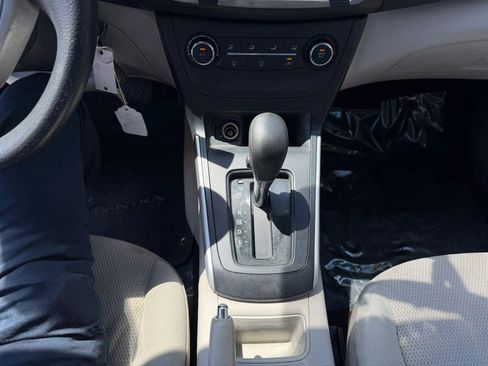 Used 2016 Nissan Sentra S FWD image 14