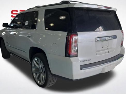 Used 2017 GMC Yukon Denali w/ Open Road Package image 3