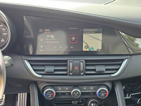 Used 2023 Alfa Romeo Giulia Quadrifoglio image 25