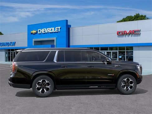 New 2026 GMC Yukon XL AT4 Ultimate w/ LPO, Floor Liner Package image 5
