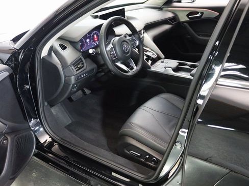 Used 2025 Acura TLX w/ Technology Package image 15