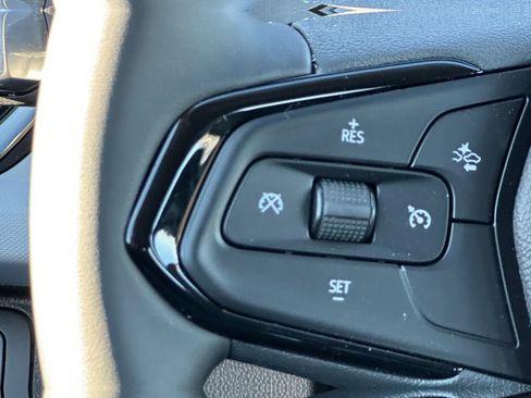 New 2027 Chevrolet Bolt LT w/ Comfort Package image 21