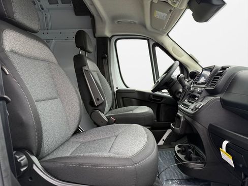 New 2026 RAM ProMaster 2500 w/ Convenience Group image 16