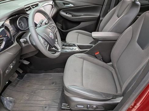 Used 2022 Buick Encore GX Select w/ Sport Touring Package image 16