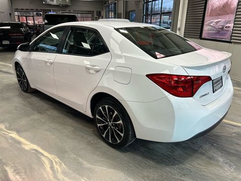 Used 2017 Toyota Corolla SE w/ Carpet Mat Package (TMS) image 32