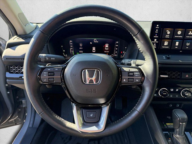 Used 2025 Honda Accord Touring image 12