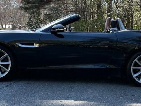 Used 2019 Jaguar F-TYPE Convertible AWD image 7