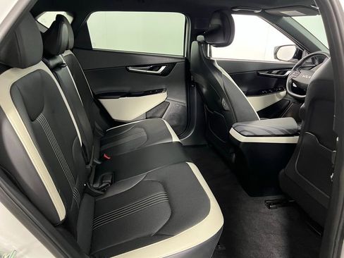 Used 2023 Kia EV6 GT-Line image 31