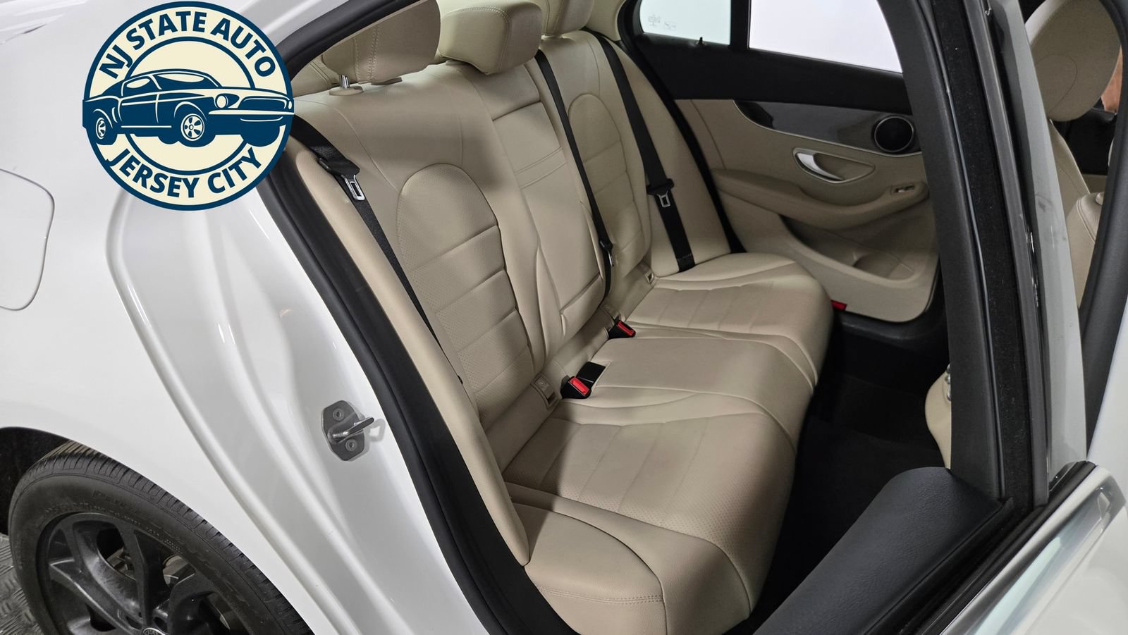 Used 2017 Mercedes-Benz C 300 4MATIC Sedan w/ Premium 1 Package image 32