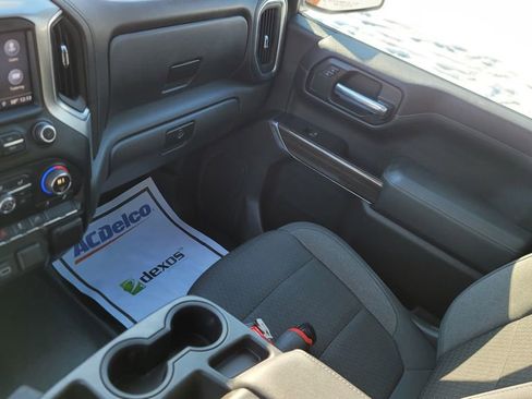 Used 2019 Chevrolet Silverado 1500 LT w/ All-Star Edition image 22