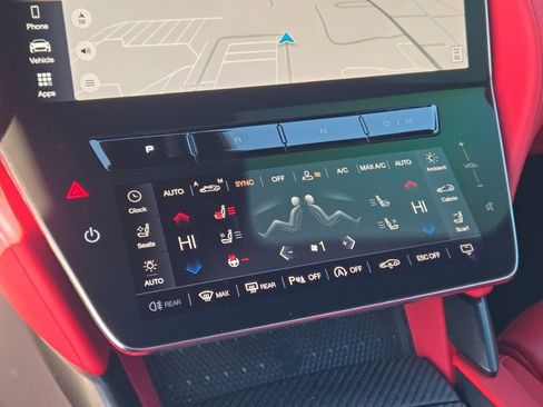 Used 2024 Maserati GranCabrio Trofeo image 23