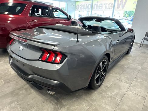 Used 2024 Ford Mustang Premium RWD image 5