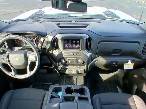 New 2026 Chevrolet Silverado 2500 Custom w/ Custom Value Package AWD/4WD image 9