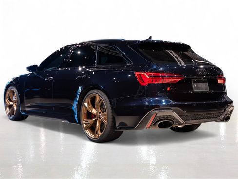 Used 2021 Audi RS 6 AWD/4WD image 2