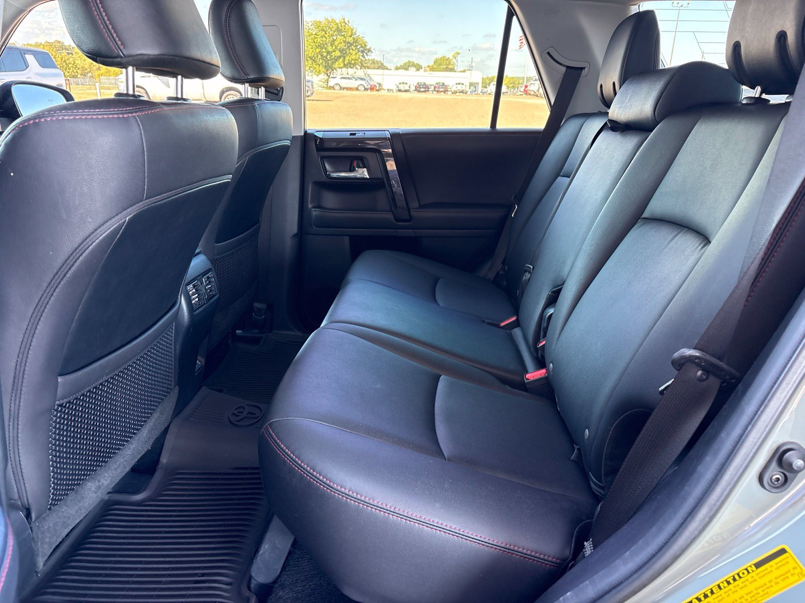 Used 2022 Toyota 4Runner TRD Off-Road Premium w/ Moonroof Package AWD/4WD image 15