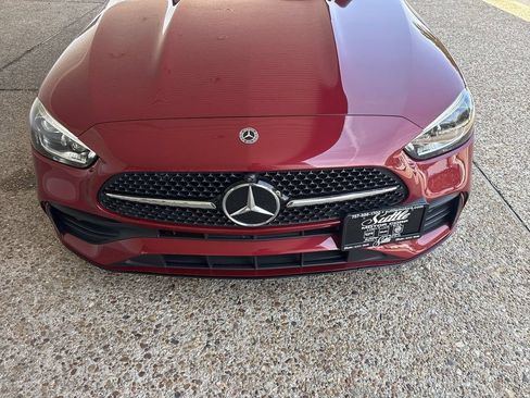 Used 2025 Mercedes-Benz C 300 4MATIC Sedan image 32
