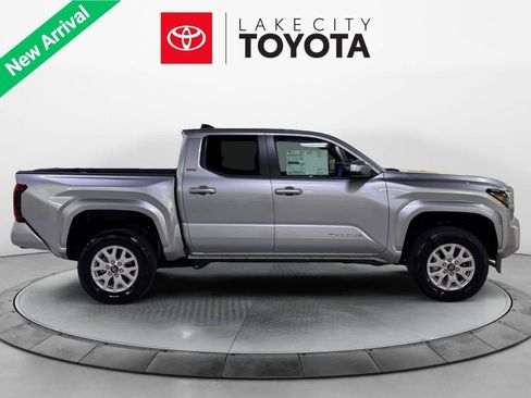 New 2025 Toyota Tacoma SR5 image 6