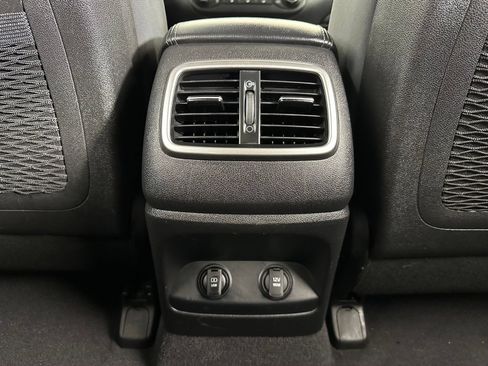 Used 2016 Kia Sorento AWD image 28