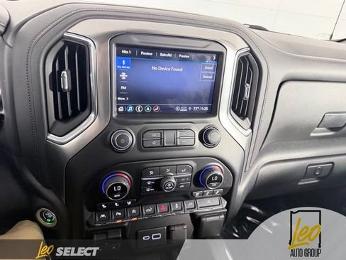 Used 2022 Chevrolet Silverado 1500 LTZ w/ LTZ Premium Package AWD/4WD image 13