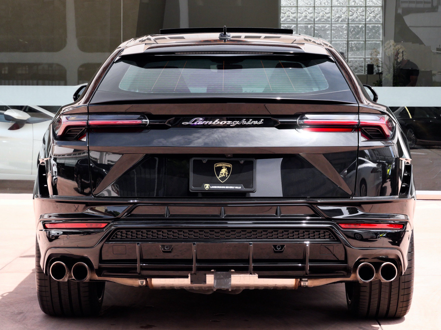 Used 2024 Lamborghini Urus S AWD/4WD image 4